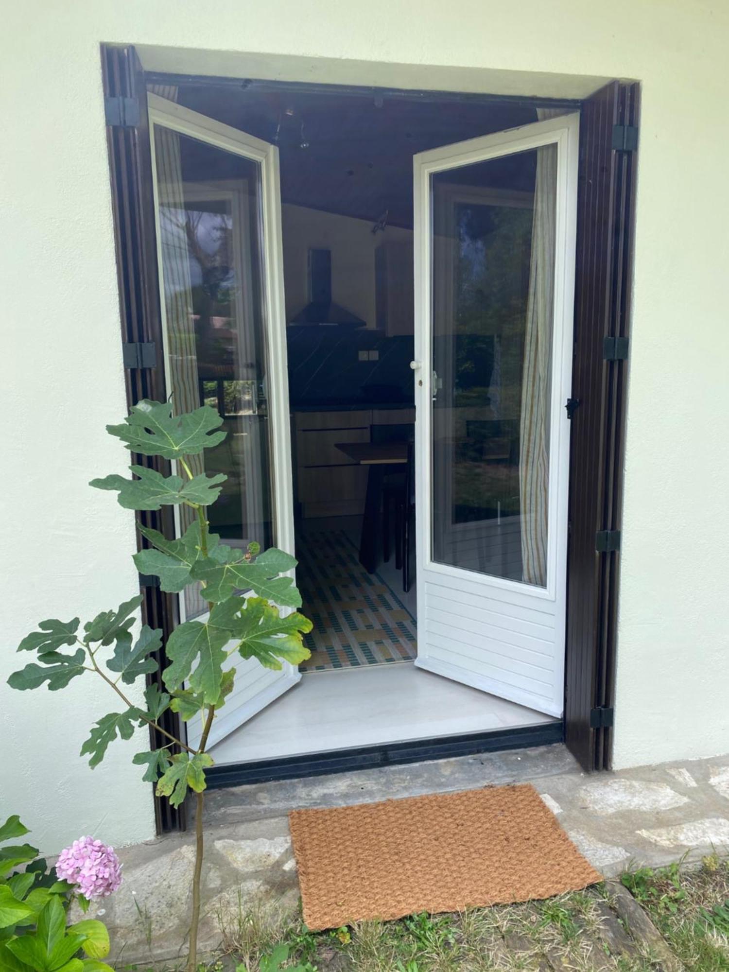 Appartement Avec Jardin Le Porge Exterior foto
